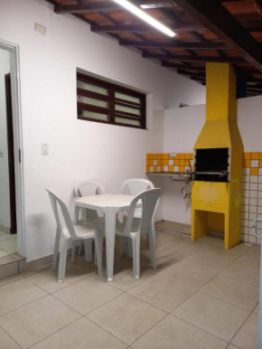 Kitnet completa 150 mts da Praia